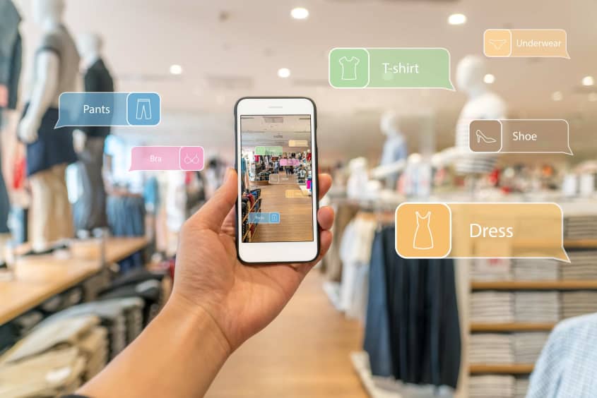 Omnichannel strategy iot empowering